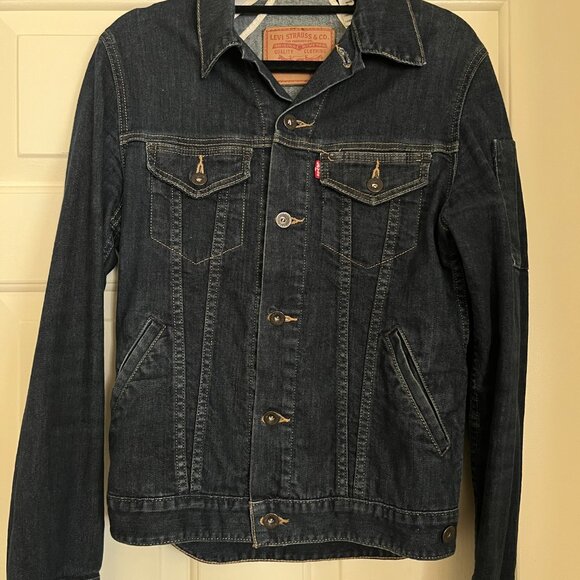 Levi's Dark Denim Trucker Jacket - Small Excellent Condition - Picture 7 of 8